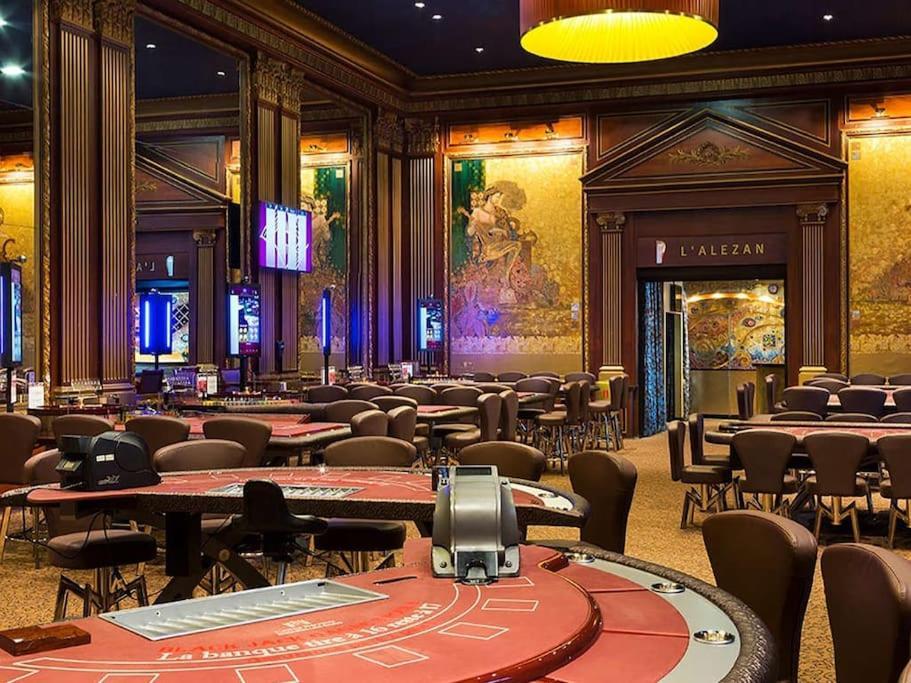 A 7 Min Du Casino Barriere Apartment *