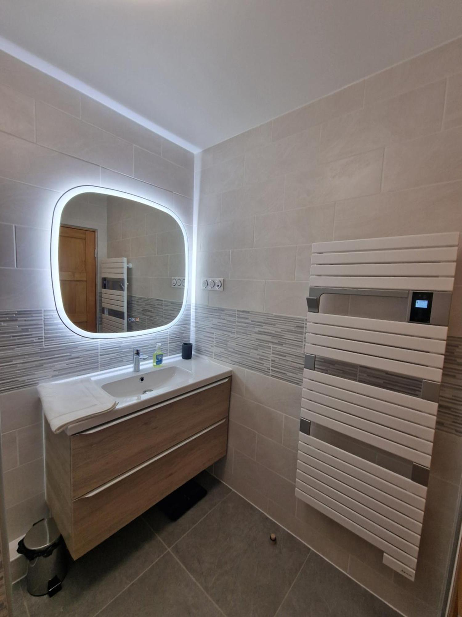 A 7 Min Du Casino Barriere Apartment *